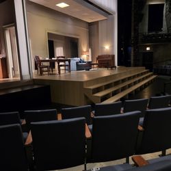 Steppenwolf Theater