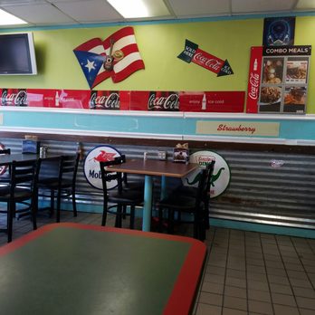 Willie's Pinchos in Orlando - Puerto Rican Near Me - Orlando, Florida