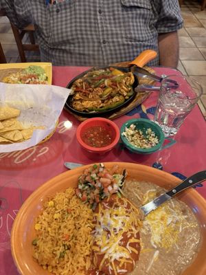 Frida's Mexican Restaurant & Cantina by null