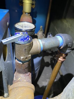 Fumarola Plumbing & Heating Logo