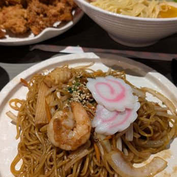 Takumi Ramen - Izakaya Near Me - Chicago, Illinois