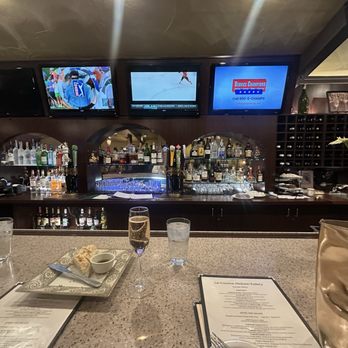 La Cucina Italian Eatery - Bar Seating - Italian Near Me - Reno, Nevada La Cucina Italian Eatery - Bar Seating - Italian Near Me - Reno, Nevada