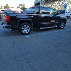 Axel General Construction - No handicapped plate but parked in a handicap spot