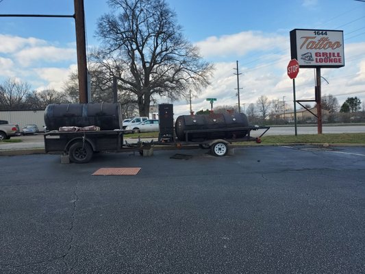 Tracxx Grill and Lounge by null