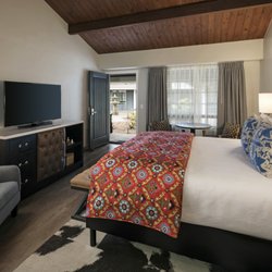 Oceanpoint Ranch - All New Oceanpoint Ranch King Guest Room