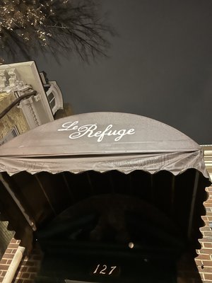 Le Refuge by null