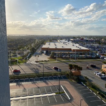 Radisson Suite Hotel Oceanfront - Wrap around suite west view - Hotels Near Me - Indialantic, Florida Radisson Suite Hotel Oceanfront - Wrap around suite west view - Hotels Near Me - Indialantic, Florida