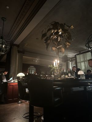 Scarfes Bar by null