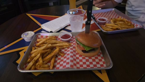 2221 W Alabama St by null