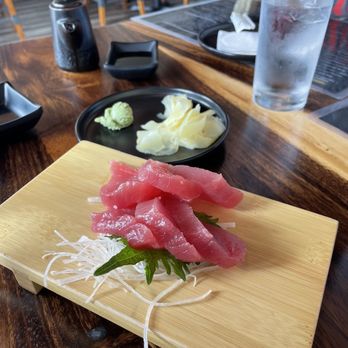 Oao - Sushi Bar & Grill at Wailea - Tuna Sashimi - Sushi Bars Near Me - Kihei, Hawaii Oao - Sushi Bar & Grill at Wailea - Tuna Sashimi - Sushi Bars Near Me - Kihei, Hawaii