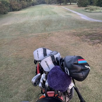 South Grove Golf Course - #10 par 4 - Golf Near Me - Indianapolis, Indiana South Grove Golf Course - #10 par 4 - Golf Near Me - Indianapolis, Indiana