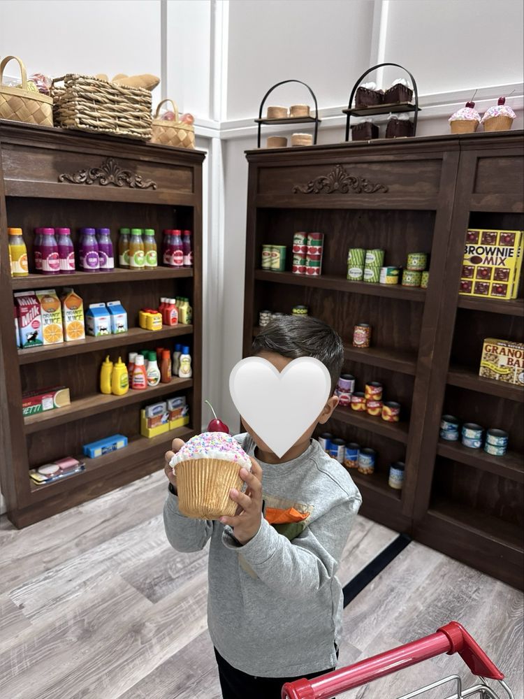 UDLC Play Place Logo