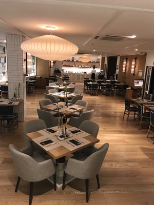 H10 Puerta de Alcalá by null