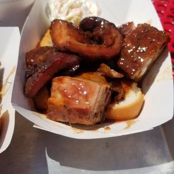 Duke’s Blues N Bbq - Rib Tibs - Barbeque Near Me - East Dundee, Illinois Duke’s Blues N Bbq - Rib Tibs - Barbeque Near Me - East Dundee, Illinois