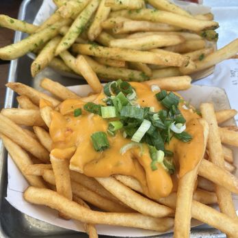 Gott's St. Helena - Cheese Fries and Garlic Fries - Burgers Near Me - Saint Helena, California Gott's St. Helena - Cheese Fries and Garlic Fries - Burgers Near Me - Saint Helena, California