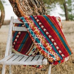 Los Andes Shop - Red/Turquoise Southwestern Blanket.