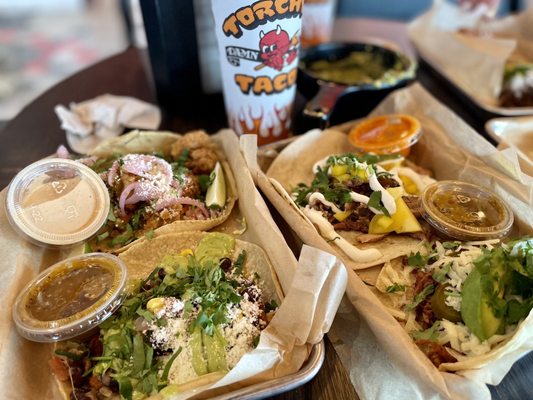 Torchy's Tacos by null