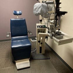 Discover Vision Centers - Exam room