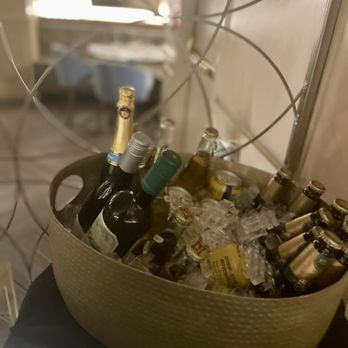Bouzy - Drink set up for the open bar option in the prefixed event menu. - Wine Bars Near Me - Tampa, Florida Bouzy - Drink set up for the open bar option in the prefixed event menu. - Wine Bars Near Me - Tampa, Florida