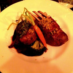 Sadrassana - Ein wirklich gutes Restaurant! Wir haben mit 18 Personen dort gegessen. Sämtliche Gerichte kamen zeitgleich und hervorragend!