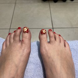 Kuhio Nails & Spa