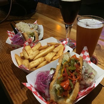 Kluddes Kitchen + Bar - Gastropubs Near Me - Redlands, California