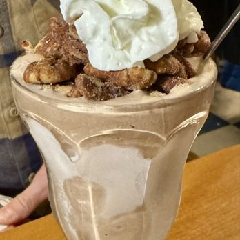 Canton Taggarts Ice Cream - Canton - The Bittner Ice Cream - Ice Cream & Frozen Yogurt Near Me - Canton, Ohio