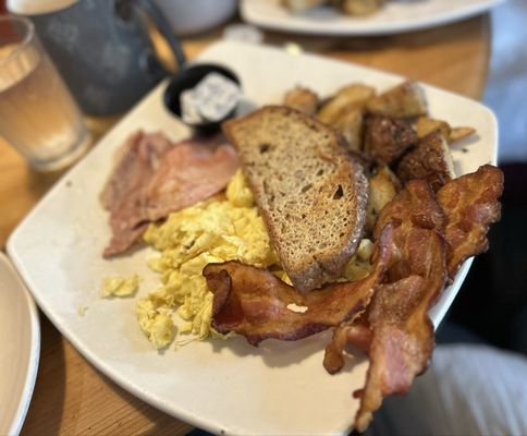 Corner Café by null