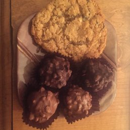 Homemade cookies at 4PM and THE best chocolates with their turndown service every night. Homemade cookies at 4PM and THE best chocolates with their turndown service every night.