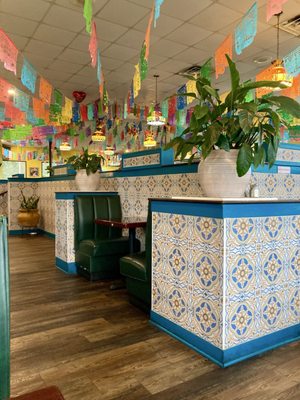 Los Loros Mexican Restaurant by null