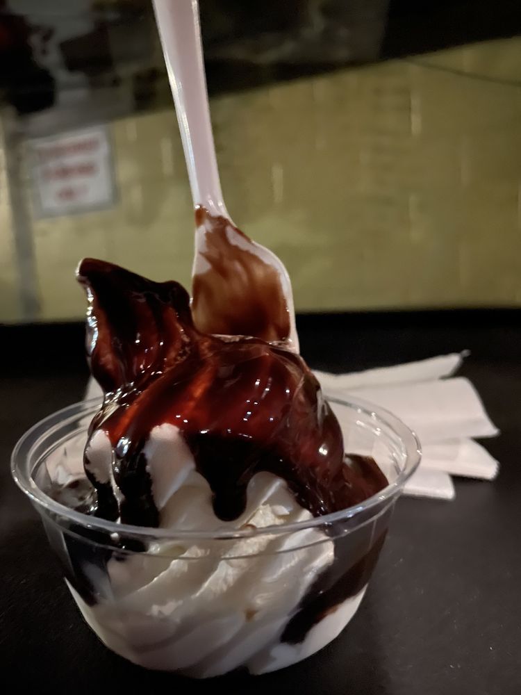 BEACON DRIVE IN Updated October 2024 48 Photos & 74 Reviews 126