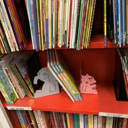 Three Sisters Books & Gifts - Cute children bookends