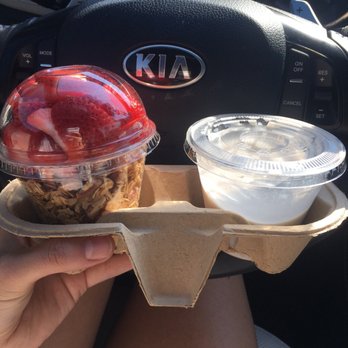 Berdena's - Granola, seasonal berries with almond milk - Coffee & Tea Near Me - Scottsdale, Arizona Berdena's - Granola, seasonal berries with almond milk - Coffee & Tea Near Me - Scottsdale, Arizona