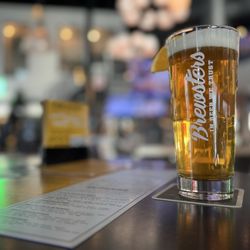 Brewsters Brewing Company & Restaurant