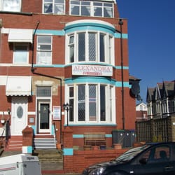 Alexandra Holiday Flats