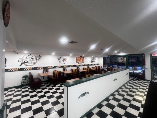 Luisa's Italian Pizzeria by null