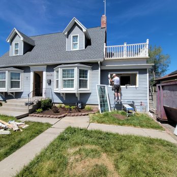 805 Construction - the front of a house being remodeled - Carpenters Near Me 805 Construction - the front of a house being remodeled - Carpenters Near Me
