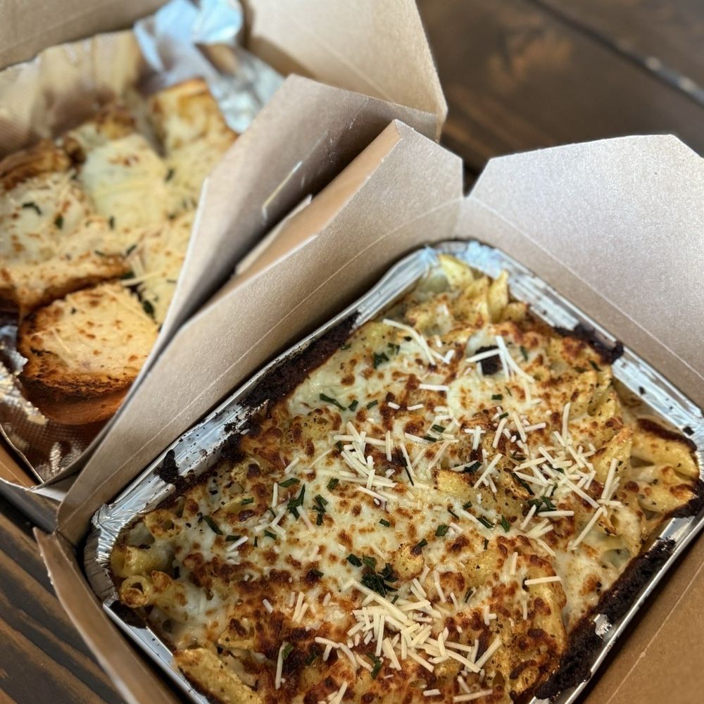 Chicken Alfredo - Regular Chicken Alfredo - Regular