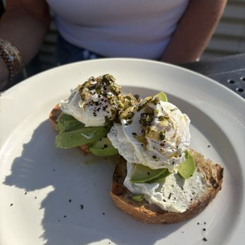 Daily Chew - Mediterranean Near Me - Atlanta, Georgia