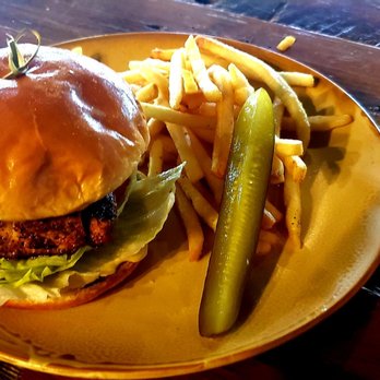 Biergarten - Blackened mahi sand - German Near Me - Boca Raton, Florida