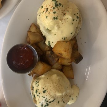 Old Ebbitt Grill - Eggs Chesapeake - Bars Near Me - Washington, DC, District of Columbia Old Ebbitt Grill - Eggs Chesapeake - Bars Near Me - Washington, DC, District of Columbia