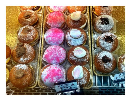 Palermo Bakery by null