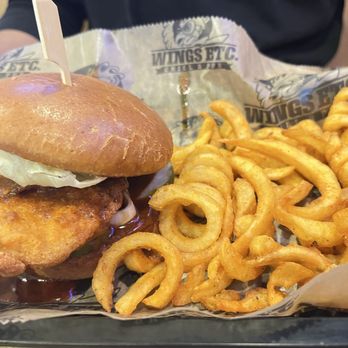 Wings Etc - Chicken Wings Near Me - Plainfield, Indiana