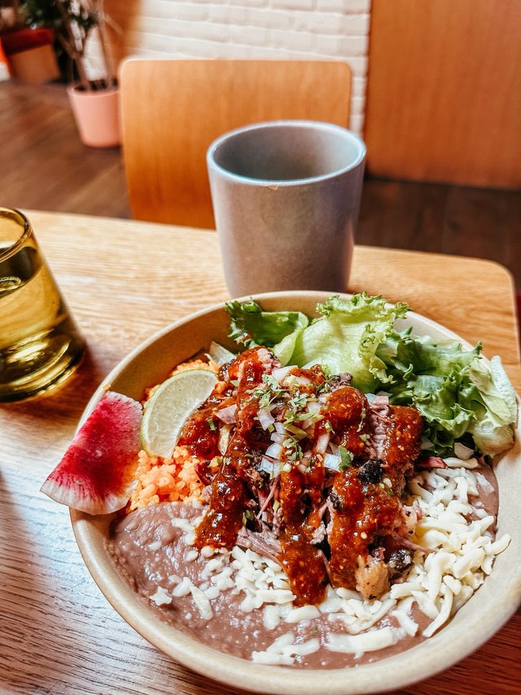 Social spots from Ocotillo