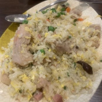 Chou's Kitchen - Very unappetizing house fried rice - chicken chunks looked boiled - no flavor - not good at all - Chinese Near Me - Chandler, Arizona