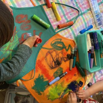 Art On Wheels - Decorating aprons - Child Care & Day Care Near Me
