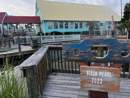 Black Pearl Mini Golf by null