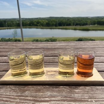 Bent Ladder - Cideries Near Me - Doylestown, Ohio