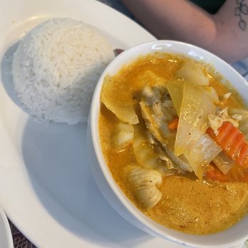 Thai Cuisine - Yellow Curry* - Chicken - Thai Near Me - Lompoc, California Thai Cuisine - Yellow Curry* - Chicken - Thai Near Me - Lompoc, California