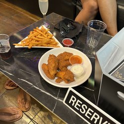 Wings & fries!
